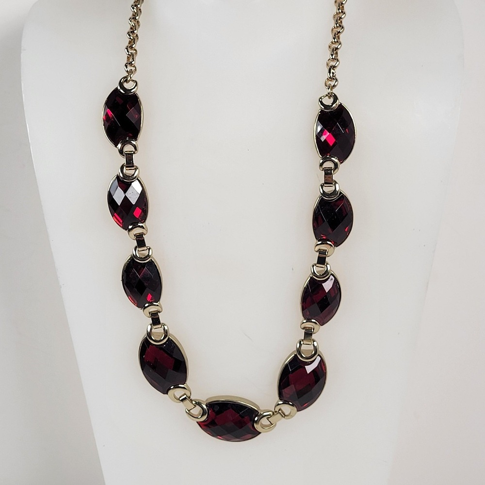 Napier Red Faceted Glass Necklace Gold Tone Statement‎ Lobster Clasp Jewelry